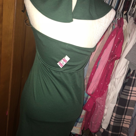 NWT Olive Green Ruffle Halter Dress - Picture 3 of 3